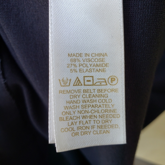 Kate Spade V-Neck Sleeveless Little Black Dress - Picture 14 of 15